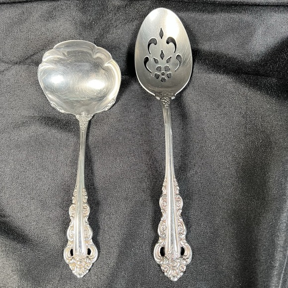 Oneida Other - Oneida SOUTHERN BAROQUE Demitasse Serving Slotted Spoon & Gravy Ladle -‎ USA